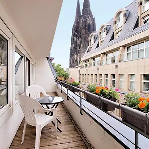 Callas Am Dom Cologne